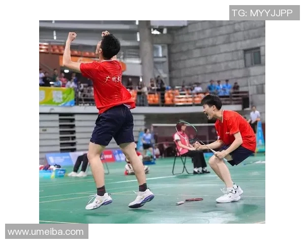 北京羽毛球队反击之路：挑战与机遇并存的赛场故事